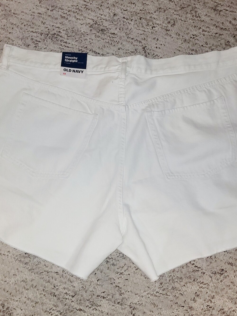 Old Navy Slouchy Straight Shorts - Picture 3 of 5